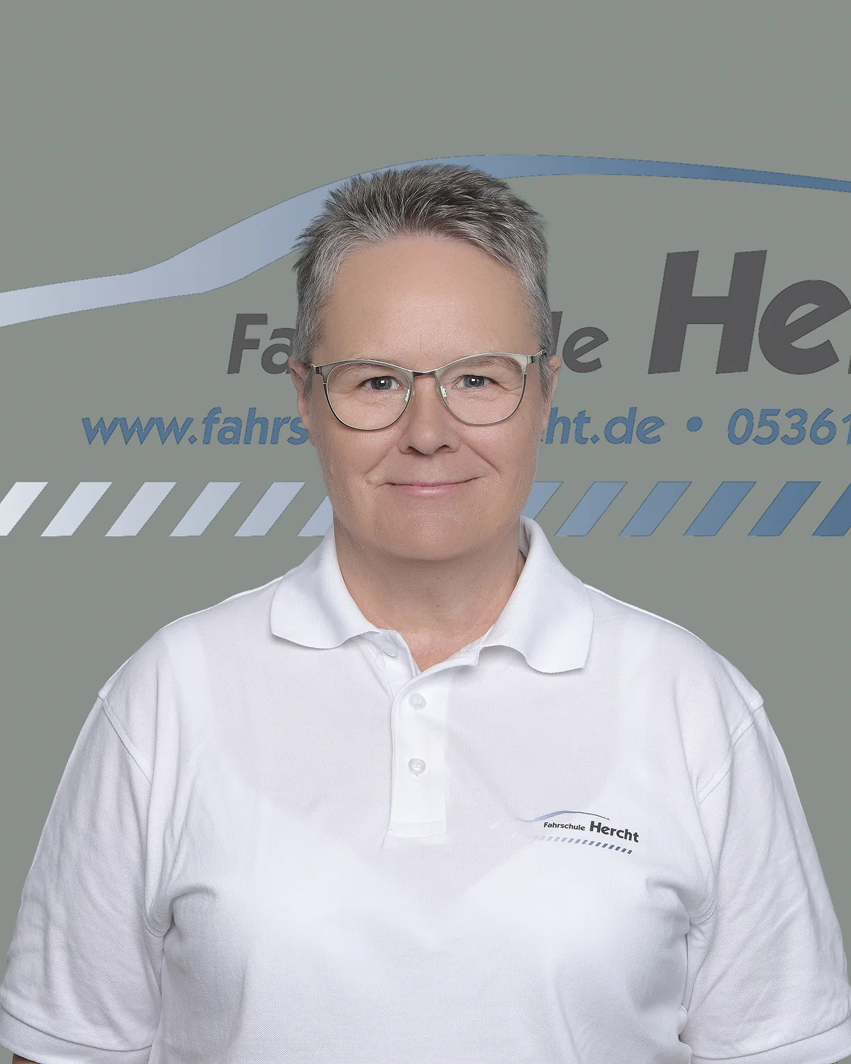 Kerstin Schulz aus dem Büroteam der Fahrschule Hercht in Wolfsburg