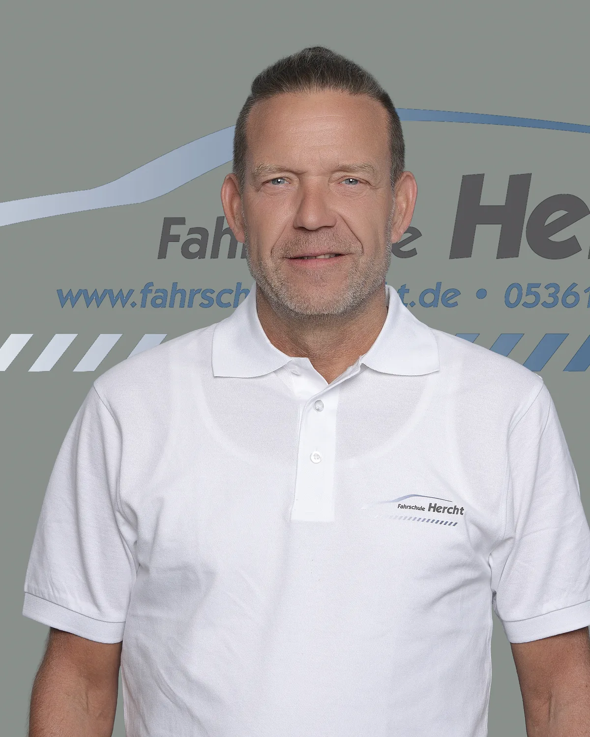 Fahrlehrer Uwe Heine von der Fahrschule Hercht in Wolfsburg